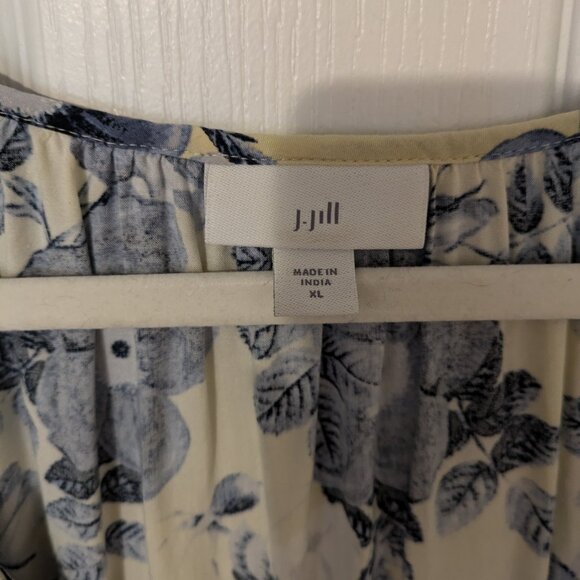 Fluttery J Jill Tunic - Picture 2 of 8